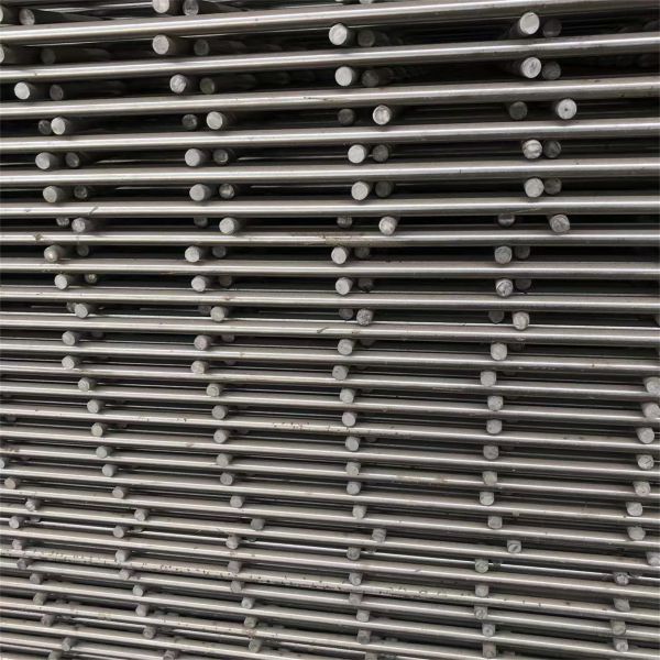 Китай Производитель Клин из нержавеющей стали оцинкованная сварная проволочная сетка нержавеющая ситовый экран