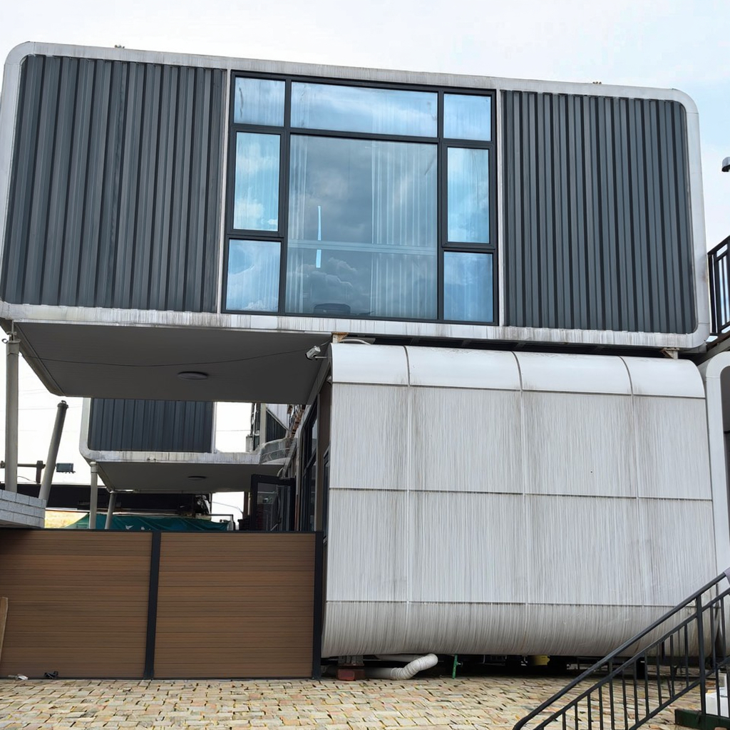 Huaying Modern Prefabricated Mobile Home Full Bathroom Expandable Container House Prefab Villa Made Sandwich Panel 5 Year