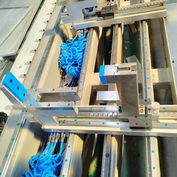 Солнечные комнаты, изготавливающие машины для бурения, фрезерные отверстия на алюминиевых, медных и ПВХ материалах