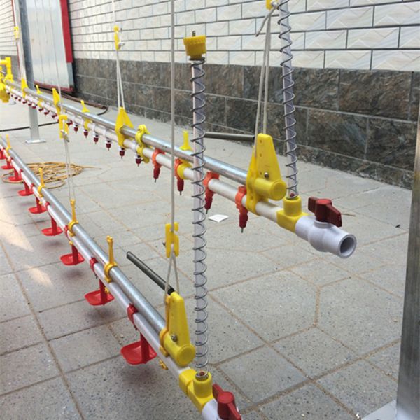 Регулятор давления PVC 1.3kg для цыпленка Waterer