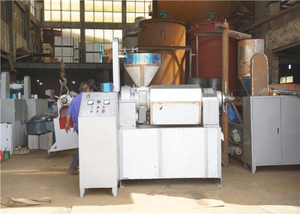 Temperature Control Cooking Oil Pressing Machine , Edible Oil Press Machine 1180kg Weight