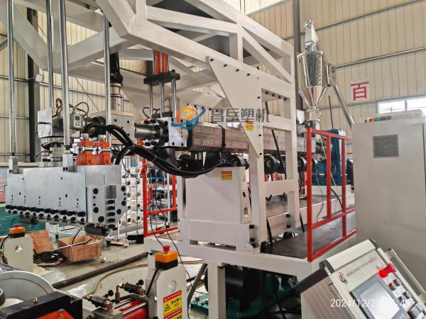 Production de panneaux en PE à ancrage multipoint - Machine à panneaux en plastique durable pour la production de feuilles d'ancrage