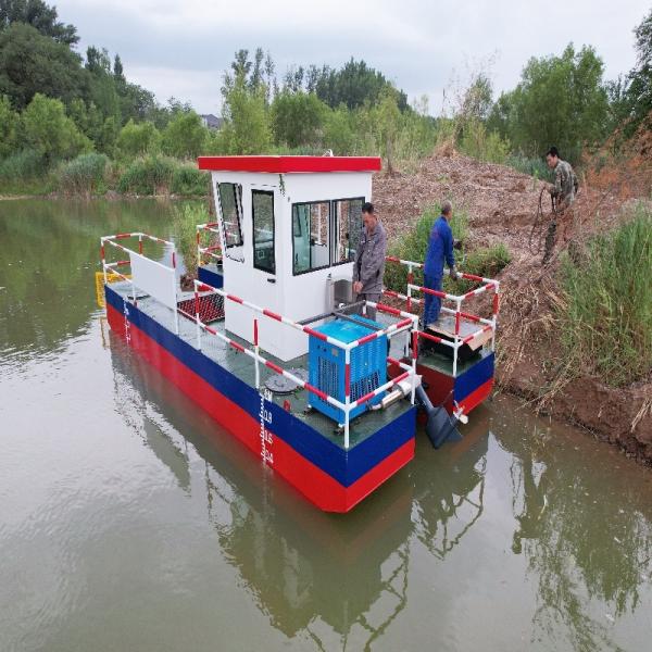 Duckweed Mowing Boat 1.8m Cutting Width 5 CBM Hopper