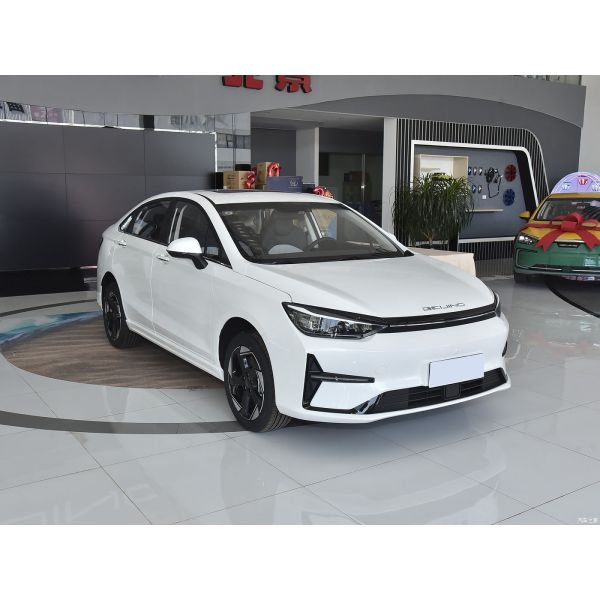 Beijing EU5 PLUS R500 Electric Sedan with 416KM Range and 120KW Total Motor Power