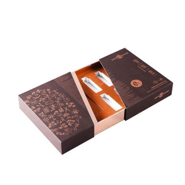 Design créatif de luxe haut de gamme boîte cadeau en carton rigide en papier avec insert de mousse