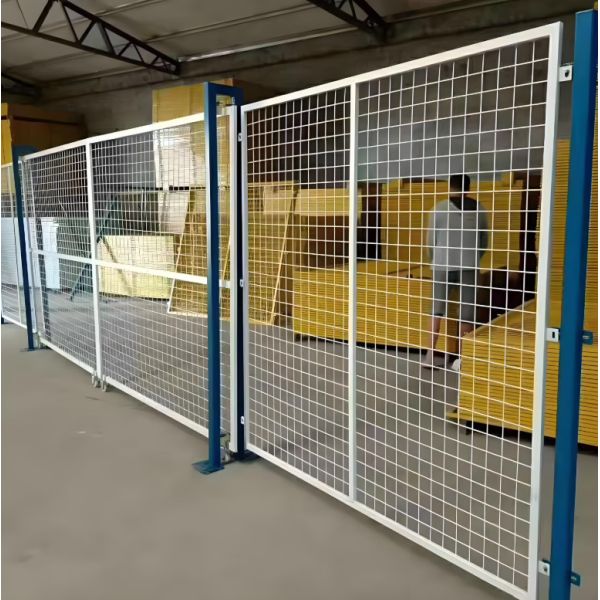 Clôture métallique périmétrique soudée et revêtue de PVC pour l'isolation d'atelier