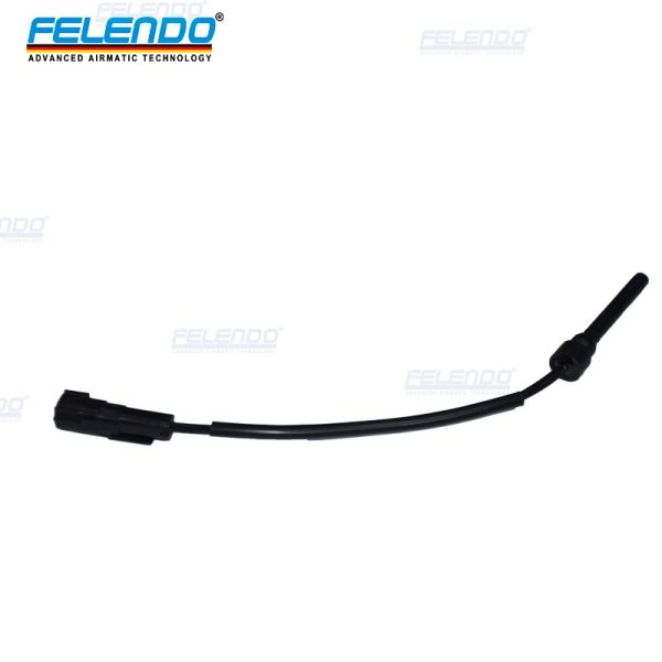LR000930 Car Radiator And Condenser Coolant Level Sensor For LR RR