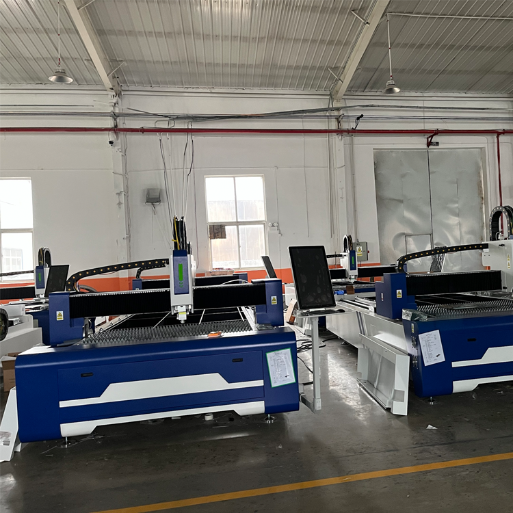 3000W Fiber Laser Cutting Machine Cnc Laser Cutter for Metal 3000mm*1500mm Cutting Area