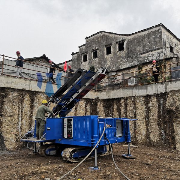 Low Price Various models Full Hydraulic Crawler Mobile Anchoring drilling rig for Self drilling anchor bars