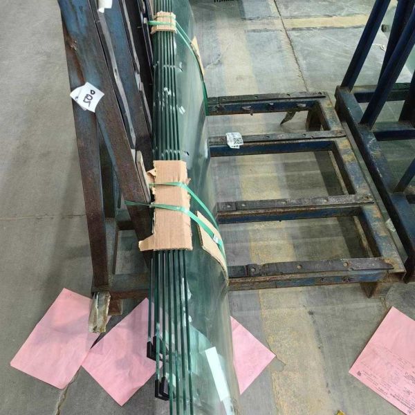 Cut Curved Tempered Glass Sheet Thickness 8mm 10mm 12mm