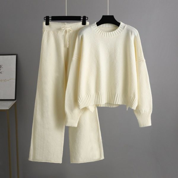Women s Sweaters with Pullover Closure for Outdoor Activities in Fall Season Knitted long sleeved sweater wide leg pants