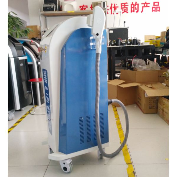 OPT IPL Gentle Laser Hair Removal Device 8 * 40mm Sapphire Multifunctional