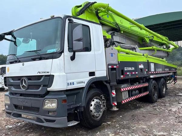 Équipement de transport de ciment Zoomlion Mercedes Actros 47m Diesel Used Béton Boom Pump Truck