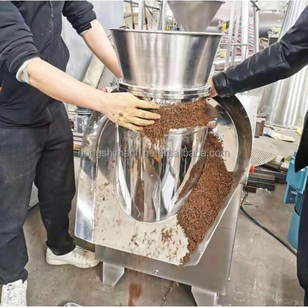 Chicken Essence Granlues Making Machine , Rotary Drum Wet Powder Extruding Granulator Machine