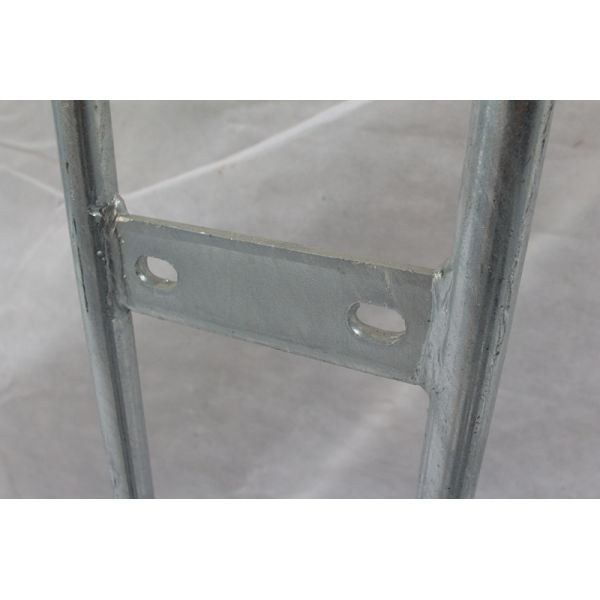 Galvanized Steel Pipe Pig Breeding Sow Farrowing Crates