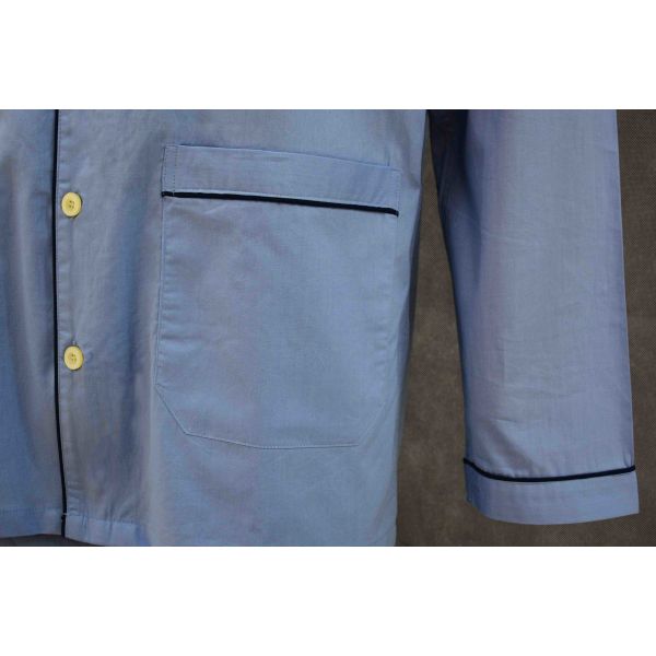 Soft Handfeel Mens Luxury Sleepwear Navy Piping Around The Neckline