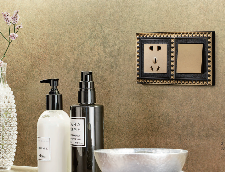 3 Pin 2 Gang Wall Switch And Socket Gold Finish 87mm 91.2mm