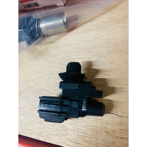 S8862-51110 Temperature sensor FOR HINO