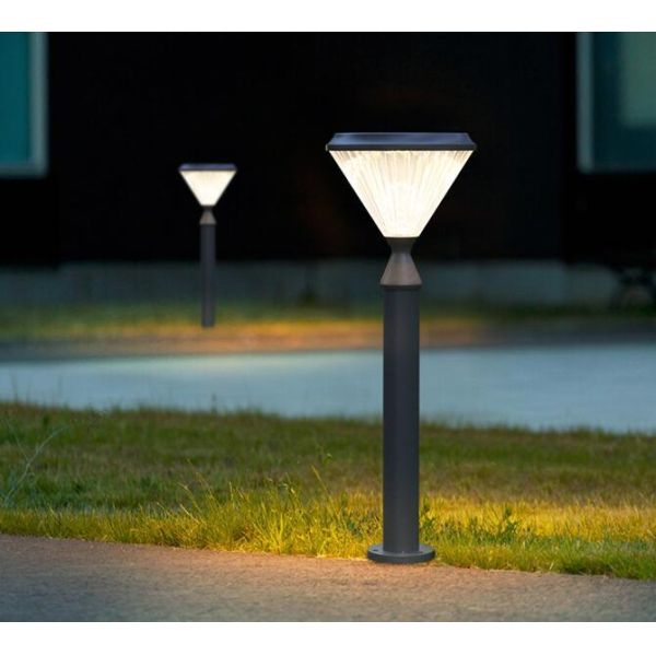 CE RoHS CCC 9W LED 20ah Garden Solar Stake Lights Outdoor