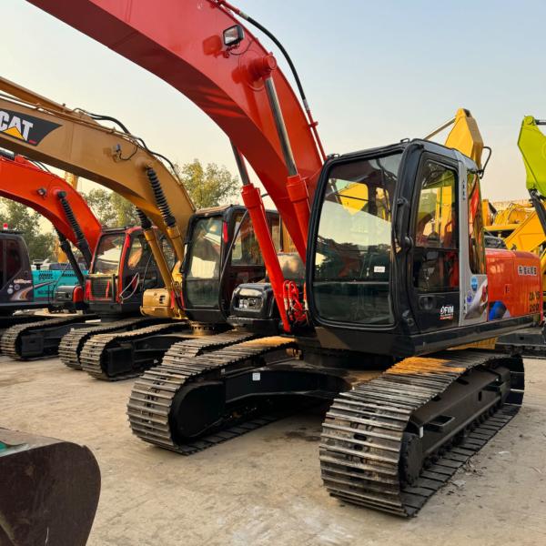 Excavadora de alta potência ZX200 com válvula hidráulica original e design de aço macio