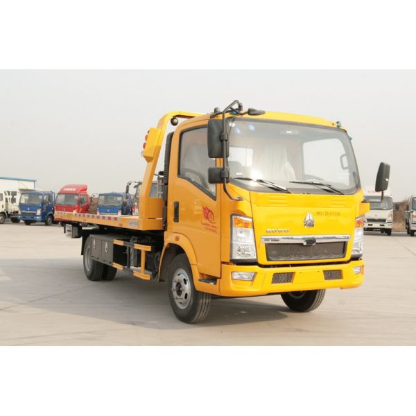 Véhicule de l'euro 2/récupération de camion de remorquage de naufrageur de couche horizontale de HOWO 4x2