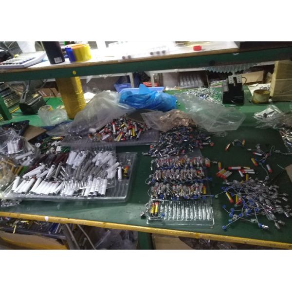 Factory Wholesales OEM 1ml capacity Ceramic coil CBD empty Juul Pods for JUUL Vape Pen from China supplier