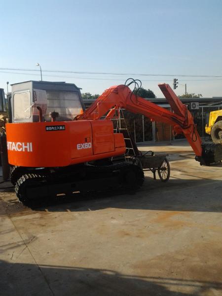6T weight Used Crawler Excavator Hitachi EX60 A-BD30 engine with Original Paint