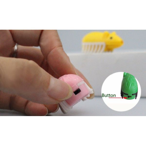 Pink / Yellow ABS +TPU Led Dog Cat Pet Running Pet Toys With LR41 Battery