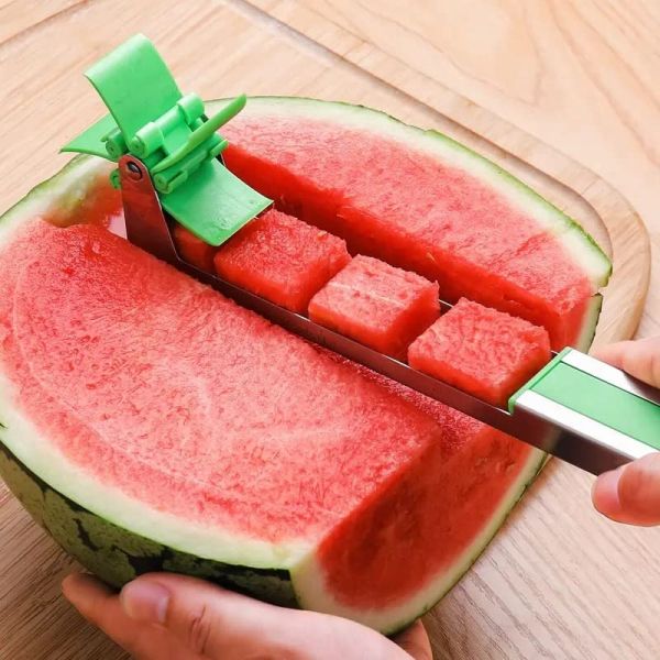Efficiently Cut Watermelon with Windmill Design Salad Fruit Cutter Slicer 33*7*3.5 cm
