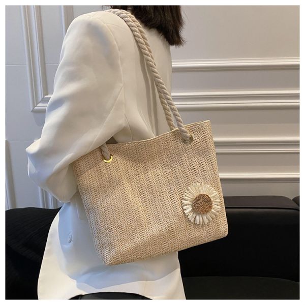 2022 Simple Handbags Straw Beach Bag Fashion Silk Scarf Women's Shoulder Bags with Materials