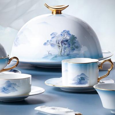 Conjunto de pratos de porcelana ecológicos