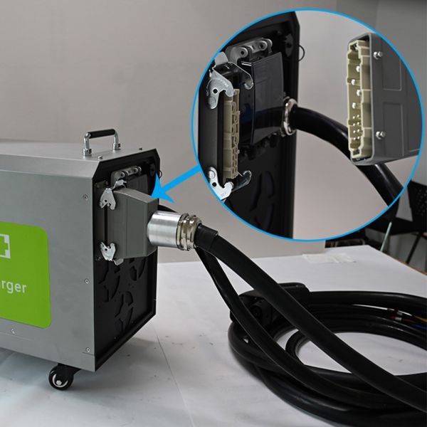 Portable Mobile EV Car Fast Charger with Input Voltage 260-475V and Output
