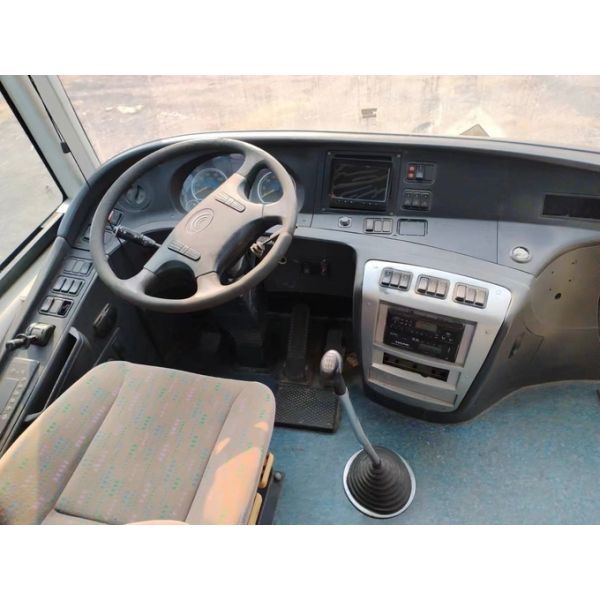 Used Passenger Bus 51 Seats Double Doors Leaf Spring Suspension Weichai Engine Young Tong Bus