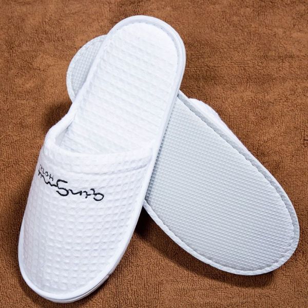 Disposable White Towelling Spa Slippers House Guest Slippers