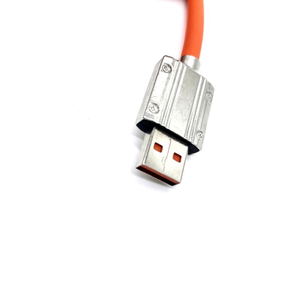 USB-кабели типа A для мужчин и освещения для мобильных телефонов