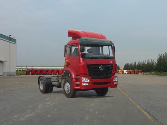 Sinotruck HOWO Used International Trucks , Used Semi Trailers With 4x2 Diesel Engine