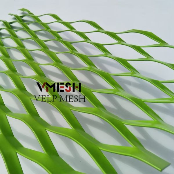 Customized Powder Coated Wall Cladding Expanded Metal Facade Mesh