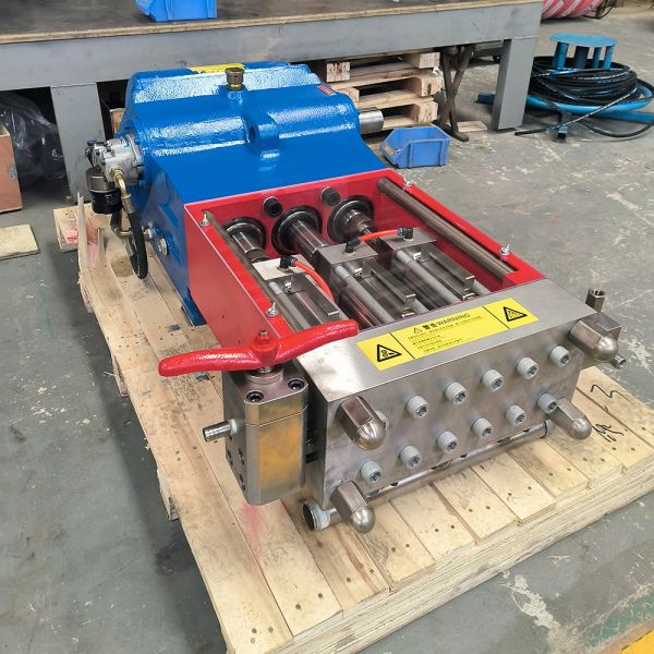 GYB-6 高圧水噴射ポンプ 1500bar 85L/min