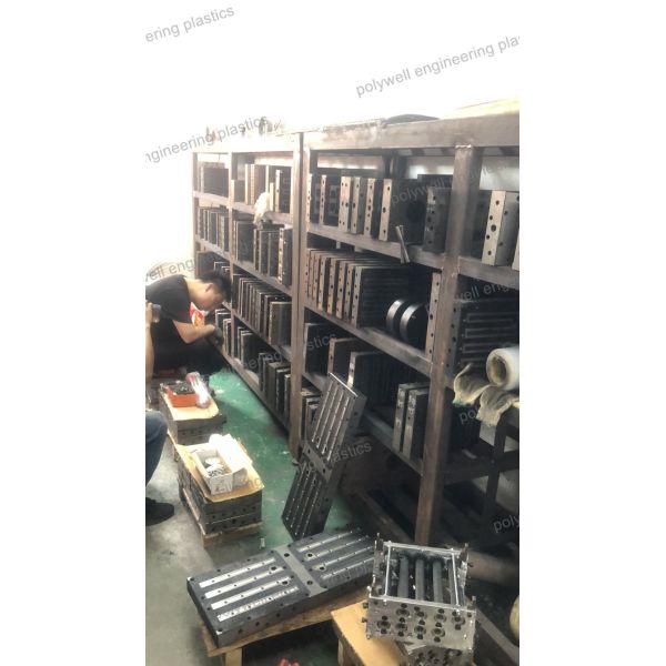 Herramienta de extrusión de plástico de aislamiento térmico de tira extrusora de molde de molde de plástico de molde de extrusión