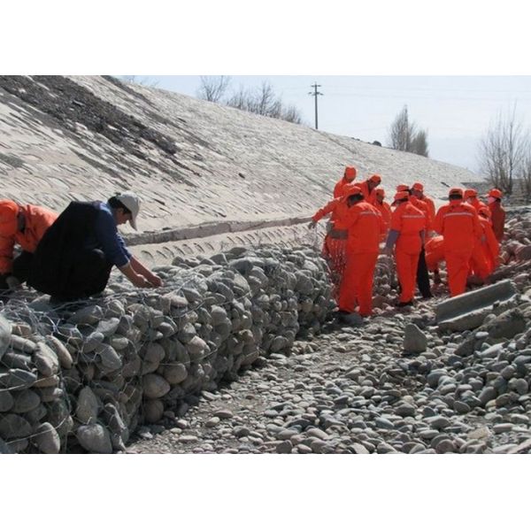 Professional Rock Basket Retaining Wall , Rock Cage Wall Hexagonal Mesh