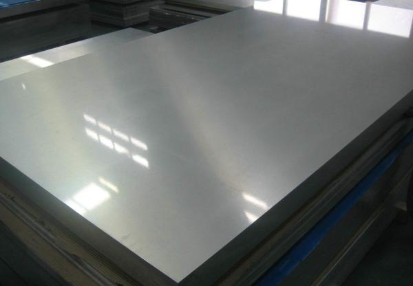 Revestimento laminado brilhante de aço inoxidável feito sob encomenda perfurado da folha lisa
