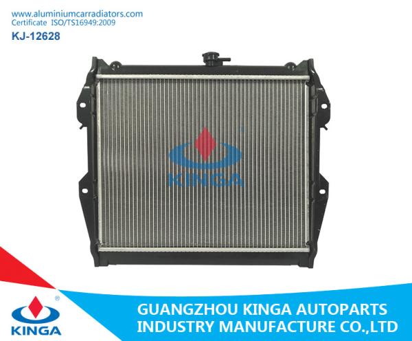 High Performance Plastic Aluminum Toyota Radiator 16400-35090 / 35100 / 35380