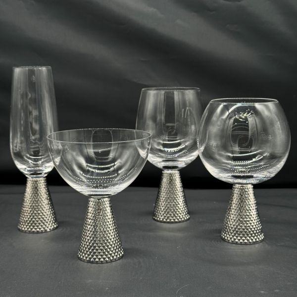 Lead Free Crystal Electroplate Diamond Base Wine Glass Set Featuring Modern Art Unique Style Perfect For Elegant Dining And Special Occasions