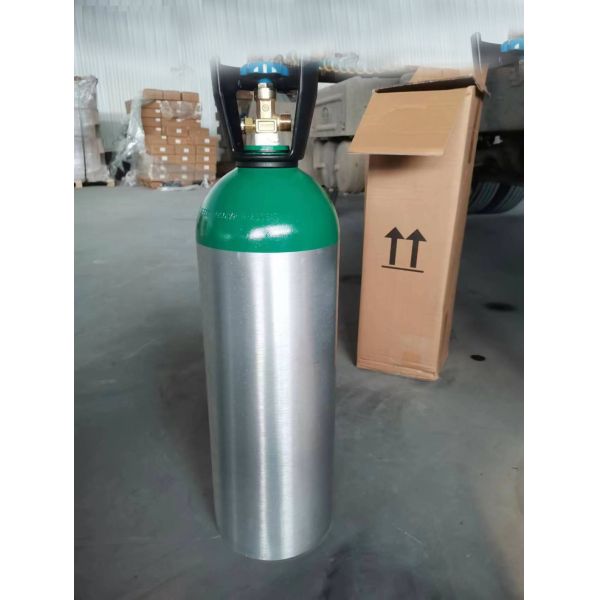 Portable Oxygen Cylinder with Regulator