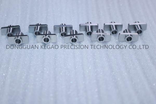 60HRC Plastic Auto Parts Mould ELMAX Material 0.4Ra Wire Cutting Finish