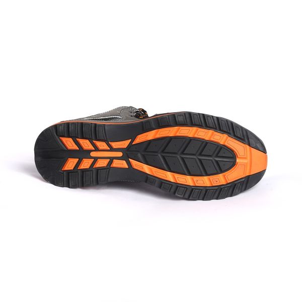 Shock Absorbing Rubber EVA Sole Cement safety shoes for Construction Workers' Safety Boots