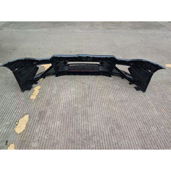 Car Parts EVO Two Wheel Drive 2019-2020 Type Body Kit Front Bumper Hot Selling Original for Lamborghini Huracan Standard Bolts
