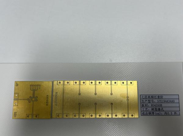 PCB de alta frecuencia de cobre de 1oz para configuraciones multicapa