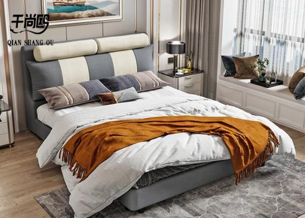 Breathable Linen Soft Comfortable Bed , Extra Large Upholstered Bed With Pillows