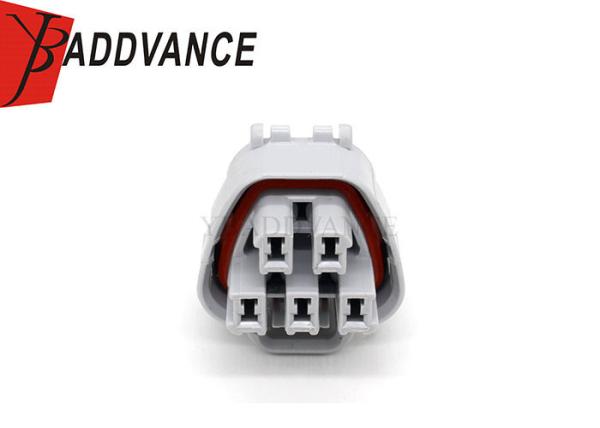5 o Pin KET MG641521-4 selou o conector fêmea do fio para a tomada 90980-11077 da bomba de óleo de Hyundai